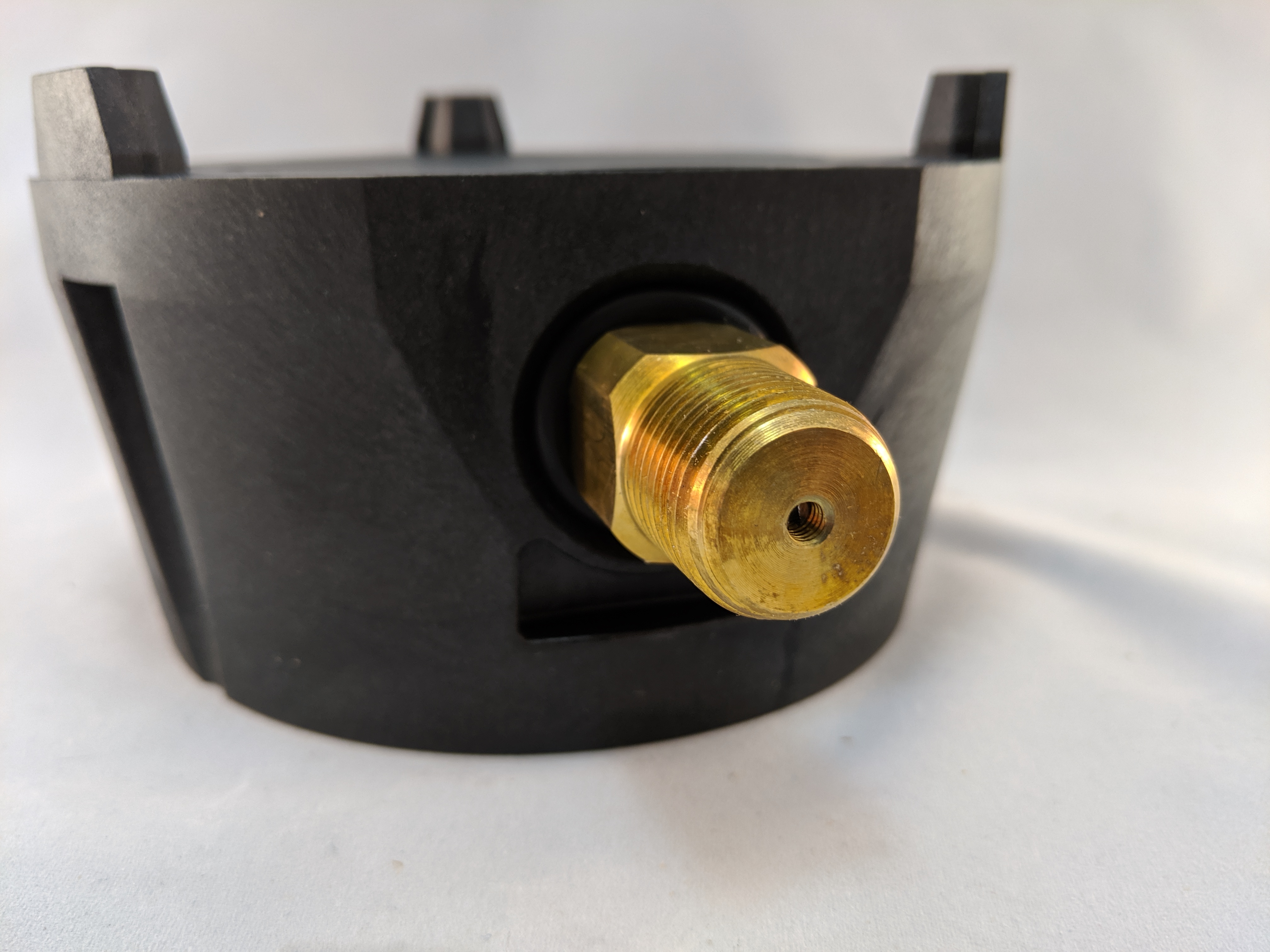 212.34.4.5"  60 psi 1/2 NPT lower mount