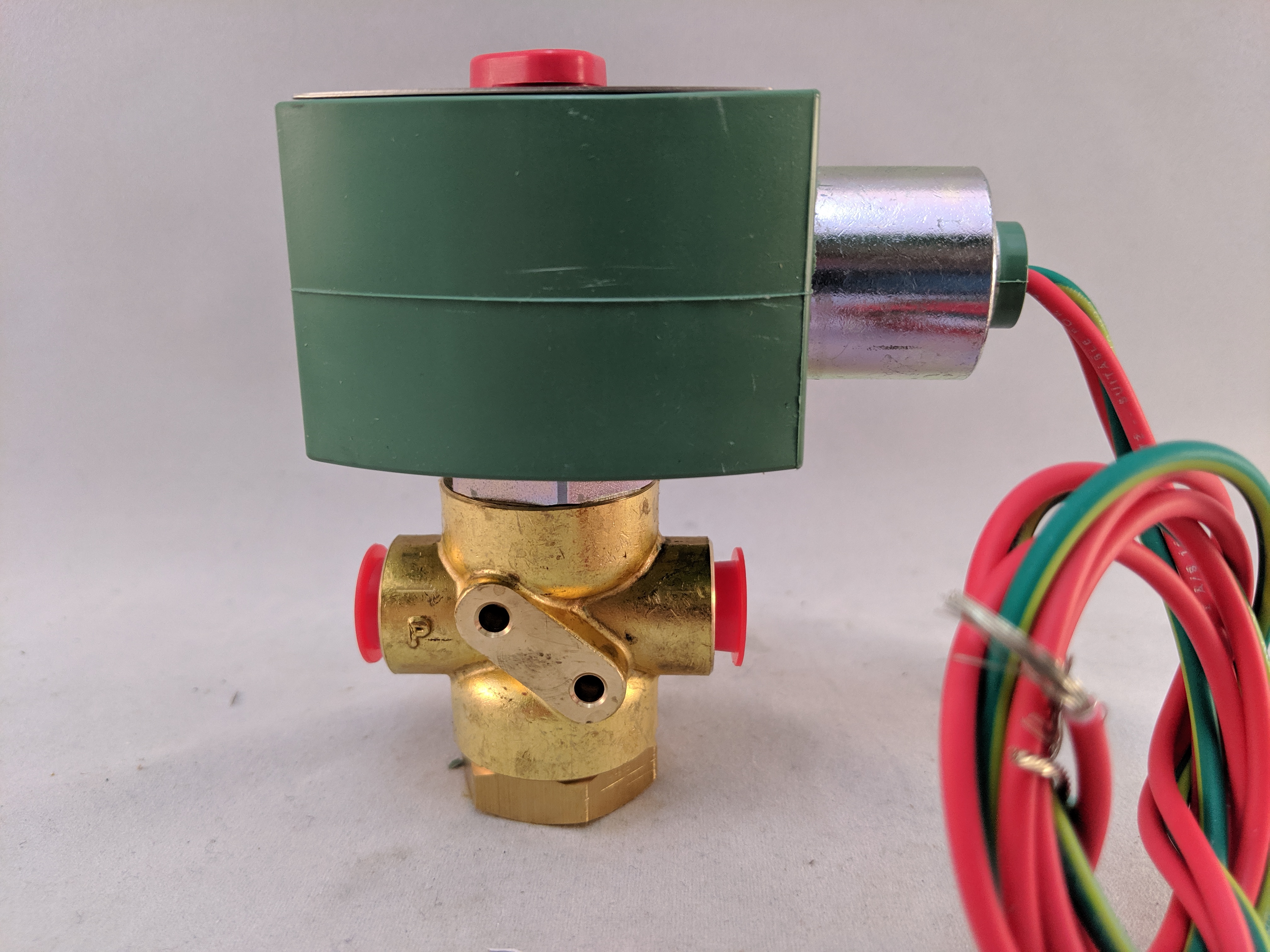 SOLENOID VALVE 3-WAY UNIVERSAL 1/4"NPT BRASS BODY