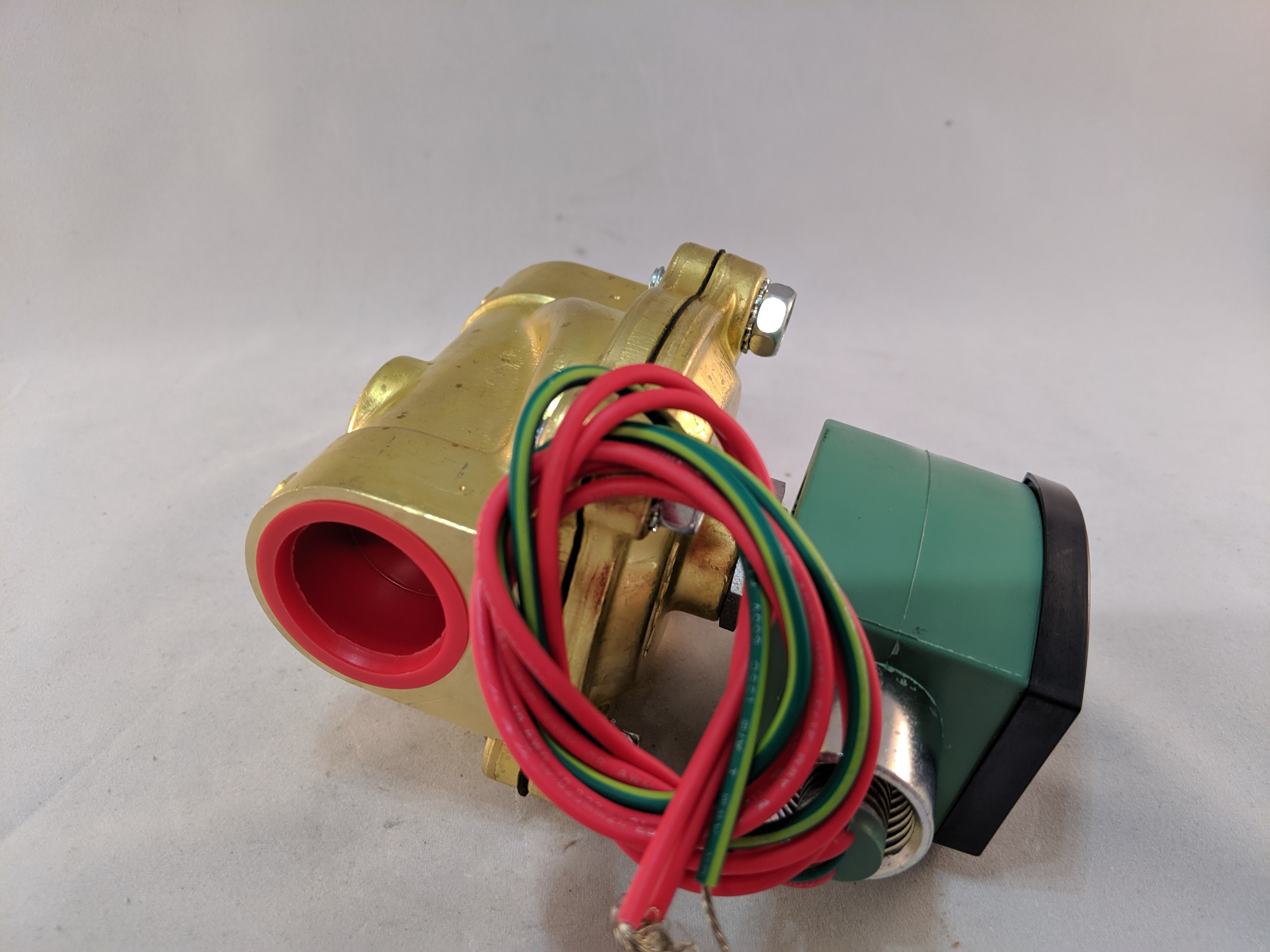 GENERAL SERVICE BRASS BODY 1" NPT 8210G054 120/60