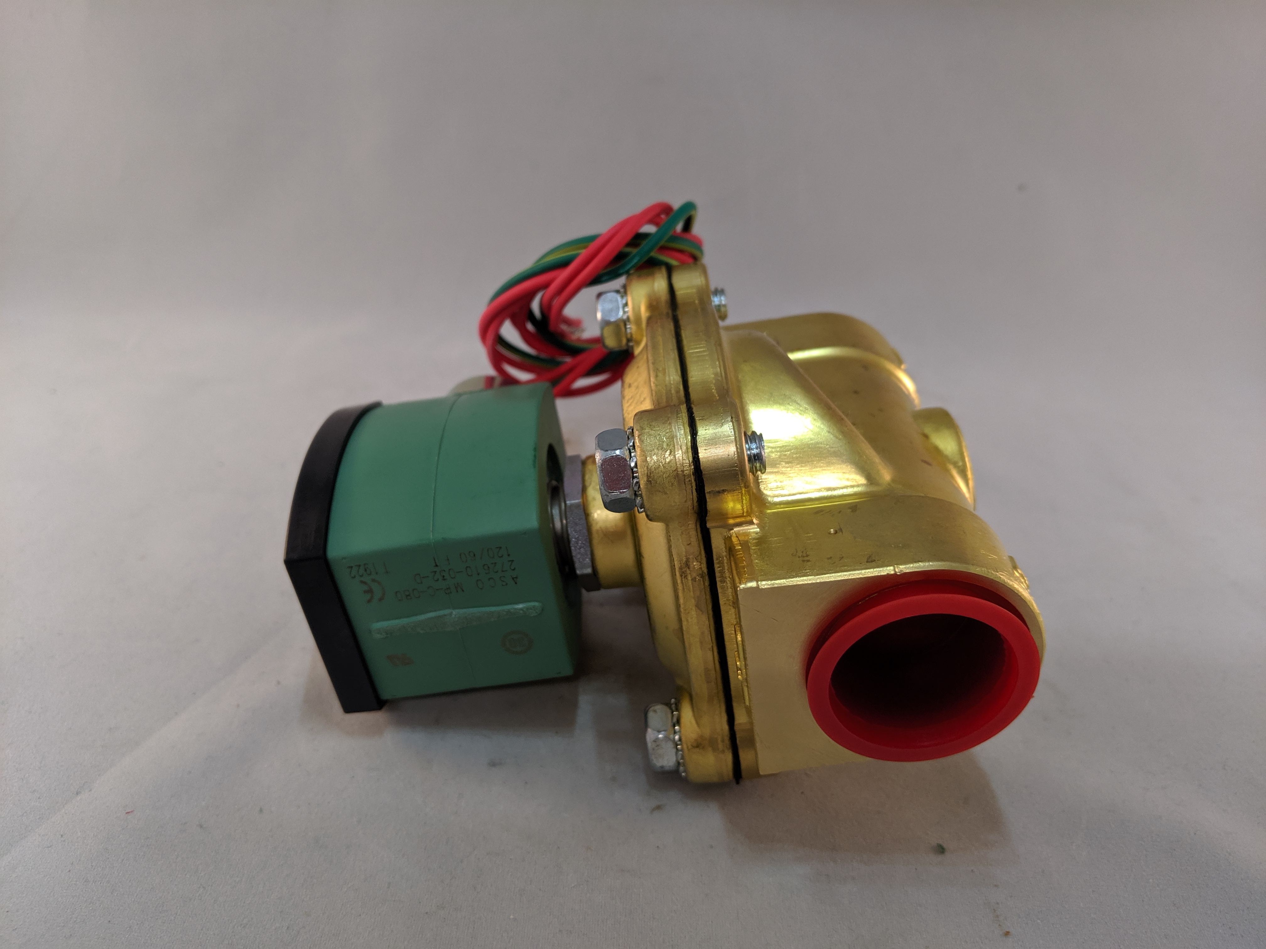 GENERAL SERVICE BRASS BODY 1" NPT 8210G054 120/60