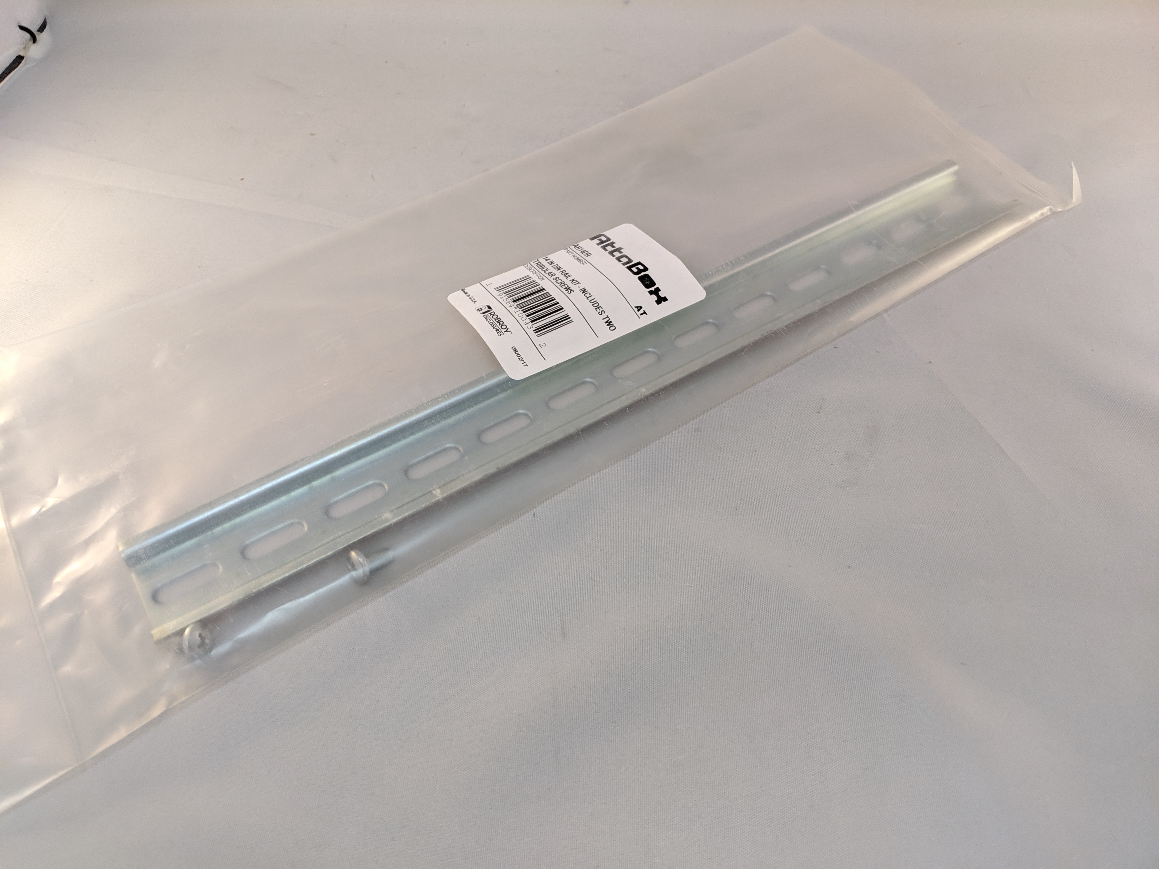 DIN RAIL KIT FOR HEARTLAND SERIES ENCLOSURE-14"