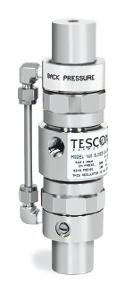 Tescom SJS Series Pressure Regulator, Screwdriver Adjustment, 316SS Body, 500 PSI Max Outlet, Viton (FKM) O-Ring Material, Cobalt Chrome Nickel Alloy Diaphragm, PTFE/Vespel Seats, No Fittings, Inlet/Outlet/Vent 1/4" NPT, 90 Degree Vent, -05 Mod: 250 PSI Bias Spring, With Fittings Installed (Operating Inlet Pressure Must Be Over 500PSI For This Model) + 42MW Isolator Installed