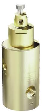 [44-4019E28-143] PRESSURE REDUCING REGULATOR, BRASS BODY, AIR LOADED, 0-1500PSI OUTLET, VITON O-RING; 1/2" NPT