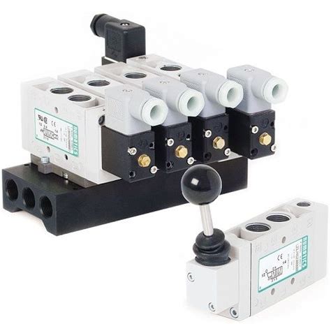 [L22BA452O018D40] AVENTICS - 2 POSITION 4 WAY, 5/2 DIRECTIONAL SPOOL VALVE, AIR PILOT SOLENOID, 1/4" NPT PORT, 220VAC,