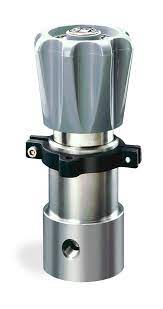[26-2063D24S230] 26-2000 Series Pressure Reducing Regulator, 316 SS Body, 10,000 PSI Max Inlet, 25-4000 PSI Outlet, Nitrile, Buna-N, PTFE Soft Goods, 1/4" NPT Ports, No Gauge Port, PCTFE Main Valve and Vent Seat Materials